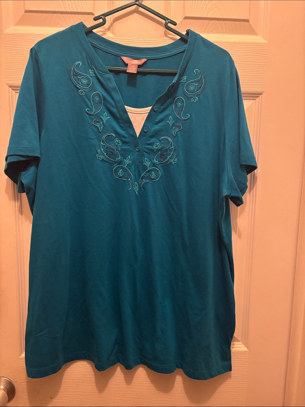 White Stag Teal Embroidered V-Neck Short Sleeve Top
